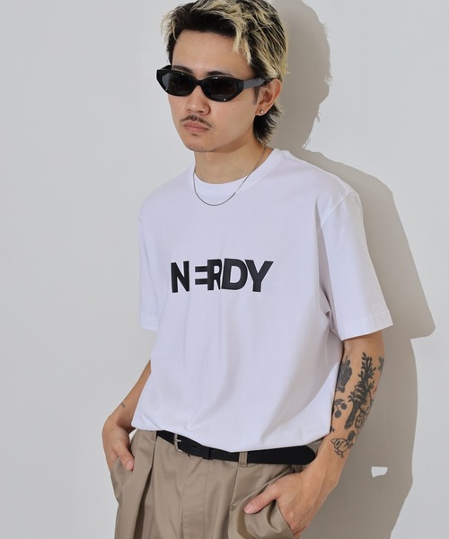 NERDY（ノルディ）の「ブレンクビッグロゴ Tシャツ（Tシャツ/カットソー・メンズ・ブラック/パープル/ブルー/ホワイト・L/M/S）」の7枚目の写真