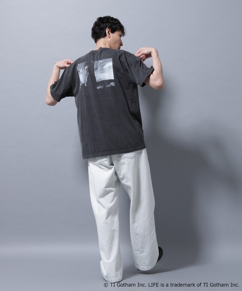 NANO universe(ナノユニバース)の「「着るアート」LIFE PICTURE COLLECTION フォトT 2(Tシャツ/カットソー・メンズ・ブラック・L/M)」の8枚目の写真