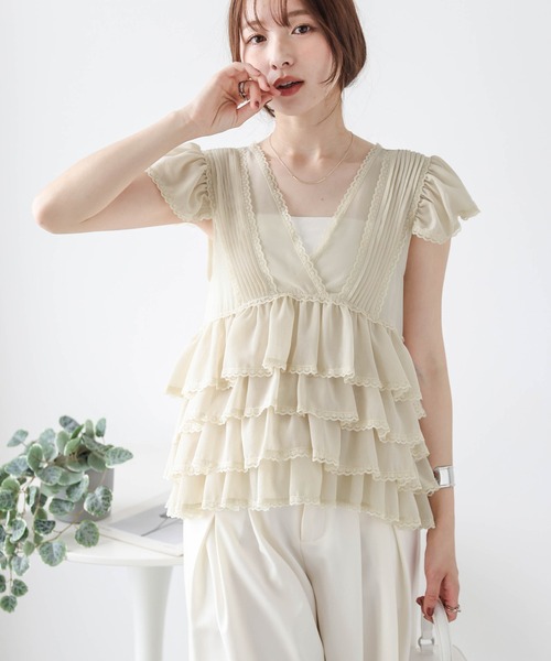 AMELY（エミリー）の「シフォンフリル レーストップス（その他トップス・レディース・ベージュ/グレー/ブラック・フリー）」の3枚目の写真