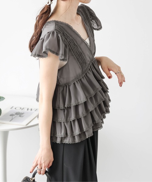 AMELY（エミリー）の「シフォンフリル レーストップス（その他トップス・レディース・ベージュ/グレー/ブラック・フリー）」の11枚目の写真