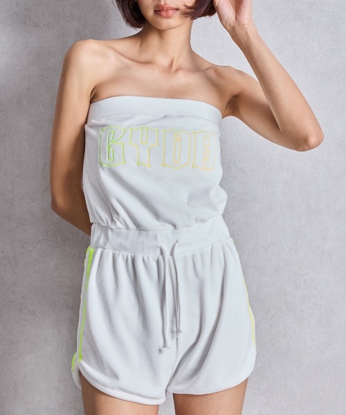 GYDA(ジェイダ)の「GYDAベロアベアロンパース(ワンピース・レディース・オフホワイト/ピンク/ブラック・FREE)」の1枚目の写真