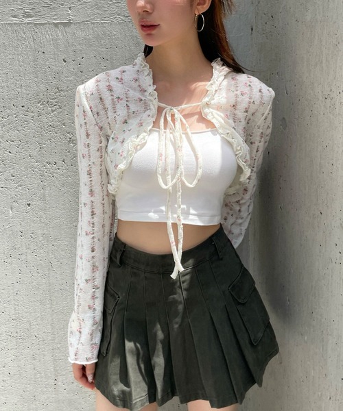 3.3 Field Trip （3.3フィールドトリップ）の「3.3 Field Trip／小花柄フリルカーディガン（カーディガン/ボレロ・レディース・ホワイト/ピンク・FREE）」の2枚目の写真