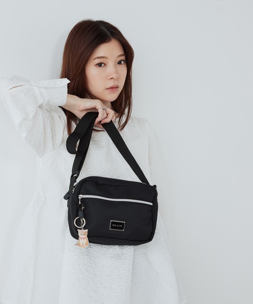 PAUL & JOE ACCESSOIRES(ポールアンドジョーアクセソワ)の「PAUL & JOE ACCESSOIRES (ポール&ジョーアクセソワ)ショルダーバッグ PJA-B1325 カジュアル・プレートメタル(ショルダーバッグ・レディース・ブラック・FREE)」の13枚目の写真