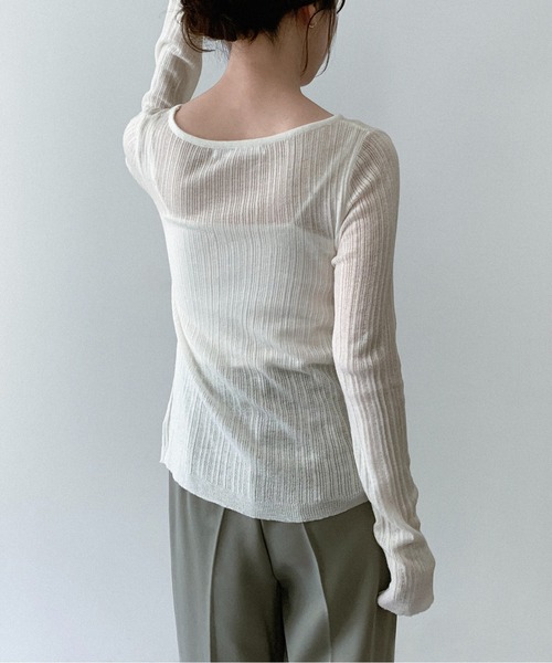 on:nue（オンニュ）の「【on:nue】[着用動画あり！/選べる6色展開] サイドボタンスリットシアーリブニット（ニット/セーター・レディース・ベージュ/グリーン/ホワイト/ブラック/アイボリー/グレー・FREE）」の19枚目の写真