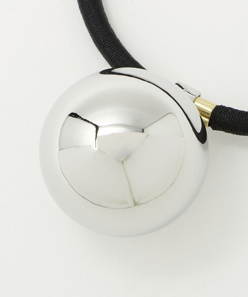 BEAUTY&YOUTH UNITED ARROWS（ビューティーアンドユースユナイテッドアローズ）の「メタル ビッグボール ヘアゴム（ヘアゴム・レディース・ゴールド/シルバー・FREE）」の7枚目の写真