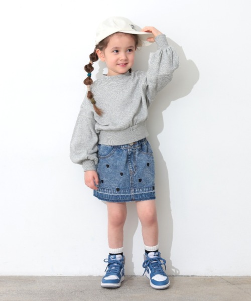 Ocean&Ground(オーシャン&グラウンド)の「ハート刺繍デニムミニスカート(デニムスカート・キッズ・ケミカルウォッシュ/ブラック・140/130/120/110/100/90)」の4枚目の写真