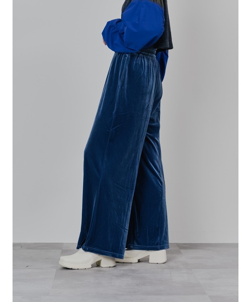 DOLLUPOOPS（ドールアップウップス）の「ベロアフレアパンツ（その他パンツ・レディース・ブルー/ピンク/ブラウン・38）」の9枚目の写真