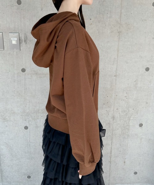 TREOVER(トレオーバー)の「【カラバリ6色展開】裏毛ジップパーカー 秋 冬(パーカー・レディース・ブラック/ブラウン/レッド/オートミール/杢グレー/チャコール・MEDIUM/LARGE)」の16枚目の写真