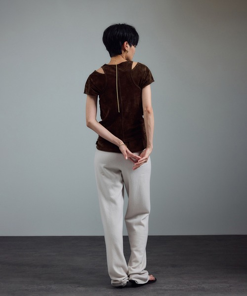 SALON adam et rope'(サロン アダム エ ロペ)の「【WEB限定】マルチウェイベロアタッチレイヤードプルオーバー(Tシャツ/カットソー・レディース・ブラウン/オフホワイト/ブラック・FREE)」の16枚目の写真