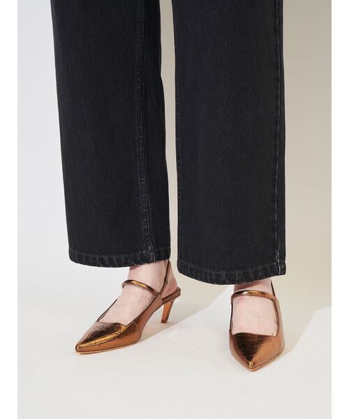 ELENDEEK（エレンディーク）の「ポインテッドトゥミュール（パンプス・レディース・ブラック/シルバー/ブロンズ・37/38）」の5枚目の写真