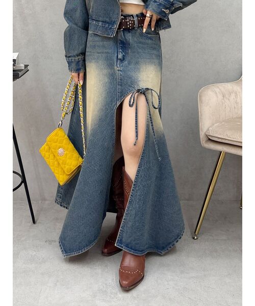 EVRIS（エヴリス）の「グラデーションスリットロングデニムスカート【セットアップ着用可能】（デニムスカート・レディース・インディゴブルー/ブラウン/ブルー・MEDIUM/SMALL）」の3枚目の写真