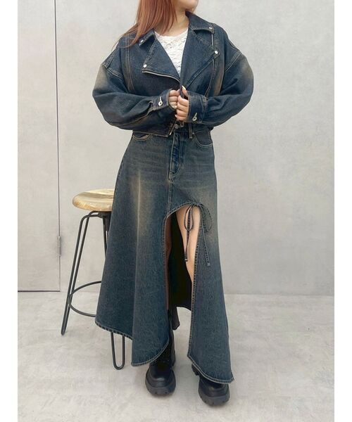 EVRIS（エヴリス）の「グラデーションスリットロングデニムスカート【セットアップ着用可能】（デニムスカート・レディース・インディゴブルー/ブラウン/ブルー・MEDIUM/SMALL）」の5枚目の写真
