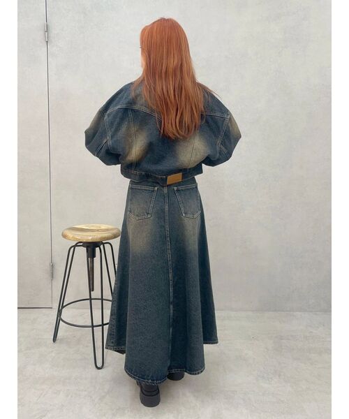 EVRIS（エヴリス）の「グラデーションスリットロングデニムスカート【セットアップ着用可能】（デニムスカート・レディース・インディゴブルー/ブラウン/ブルー・MEDIUM/SMALL）」の7枚目の写真