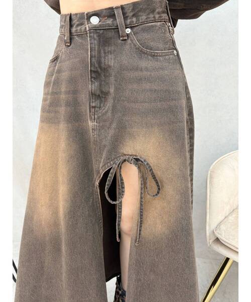 EVRIS（エヴリス）の「グラデーションスリットロングデニムスカート【セットアップ着用可能】（デニムスカート・レディース・インディゴブルー/ブラウン/ブルー・MEDIUM/SMALL）」の19枚目の写真