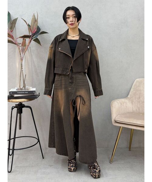 EVRIS（エヴリス）の「グラデーションスリットロングデニムスカート【セットアップ着用可能】（デニムスカート・レディース・インディゴブルー/ブラウン/ブルー・MEDIUM/SMALL）」の21枚目の写真