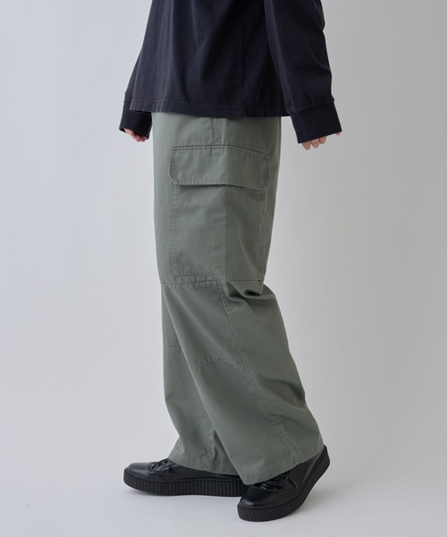 COLONY 2139（コロニートゥーワンスリーナイン）の「ツイルカーゴパンツ（カーゴパンツ・メンズ・ブラック/カーキ・MEDIUM/LARGE）」の6枚目の写真