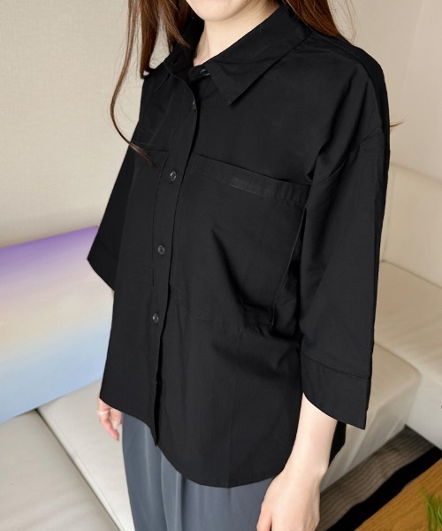 Doux Belle(ドゥーベル)の「前後差丈シャツブラウス(シャツ/ブラウス・レディース・ホワイト/ブラック/ブルー・MEDIUM)」の15枚目の写真