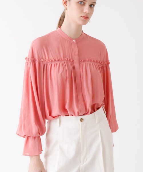 DESIGNWORKS（デザインワークス）の「ギャザーブラウス（シャツ/ブラウス・レディース・アイボリー/ピンク・38）」の2枚目の写真