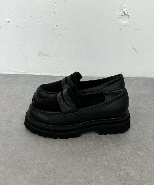 archives（アルシーヴ）の「ハラコアソート厚底ローファー（ローファー・レディース・チャコールグレー/ブラック・MEDIUM/LARGE）」の5枚目の写真
