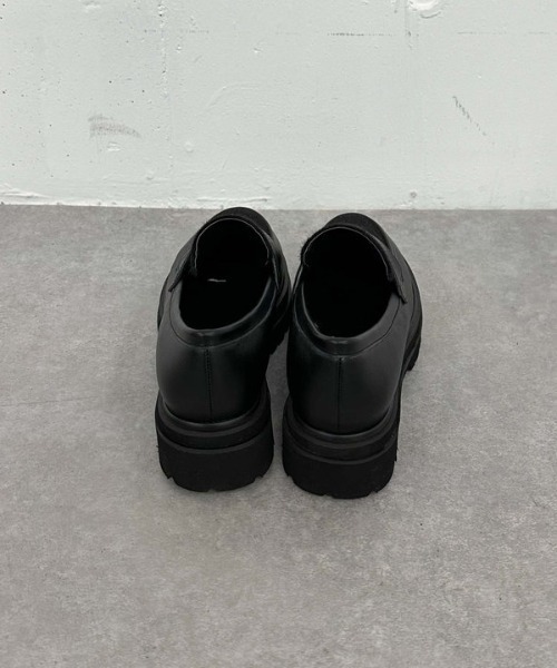 archives（アルシーヴ）の「ハラコアソート厚底ローファー（ローファー・レディース・チャコールグレー/ブラック・MEDIUM/LARGE）」の6枚目の写真