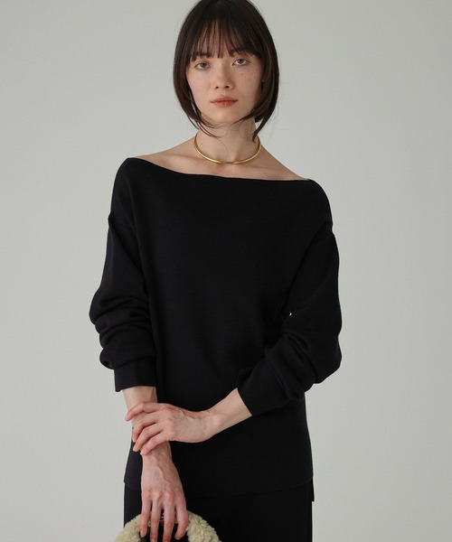 BABYLONE(バビロン)の「オフショルハイゲージプルオーバー(ニット/セーター・レディース・ベージュ/グレー/ブラック/オフホワイト/レッド・フリー)」の3枚目の写真