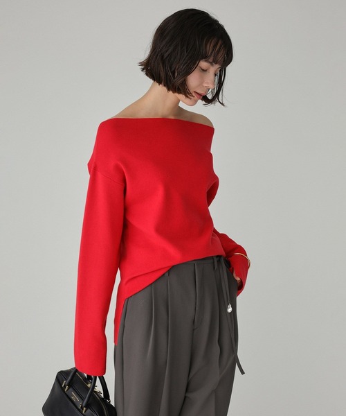 BABYLONE(バビロン)の「オフショルハイゲージプルオーバー(ニット/セーター・レディース・ベージュ/グレー/ブラック/オフホワイト/レッド・フリー)」の11枚目の写真