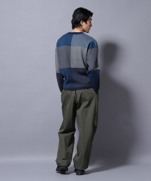 NANO universe（ナノユニバース）の「ブロックチェッククルーネックニット（ニット/セーター・メンズ・ブラック/ダークブルー/ライトグレー/グリーン・S/XL/L/M）」の18枚目の写真