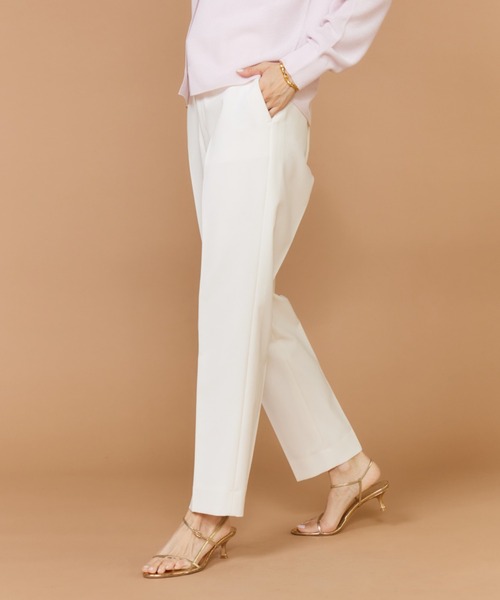 INED(イネド)の「【美脚が叶う!】2026NEW 美脚テーパードパンツ(その他パンツ・レディース・ブラック/オフホワイト/サンドグレー/ネイビー・5号/7号/9号/11号)」の2枚目の写真