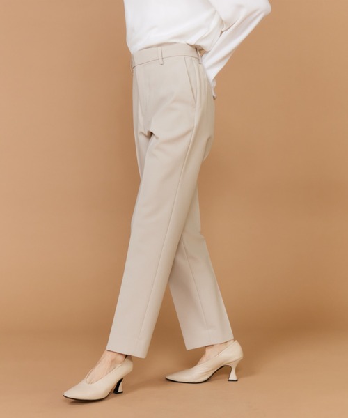 INED(イネド)の「【美脚が叶う!】2026NEW 美脚テーパードパンツ(その他パンツ・レディース・ブラック/オフホワイト/サンドグレー/ネイビー・5号/7号/9号/11号)」の20枚目の写真