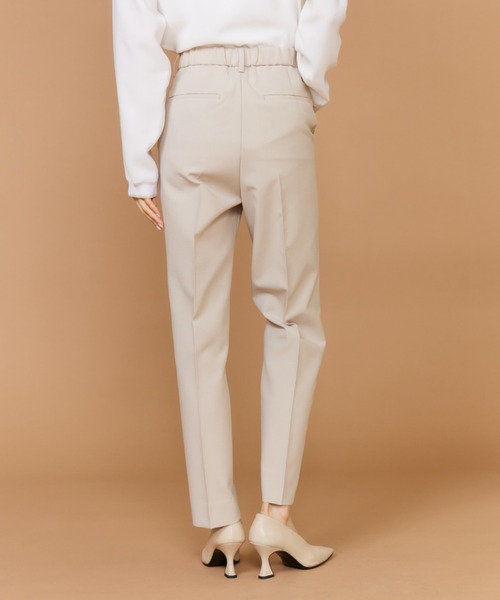 INED(イネド)の「【美脚が叶う!】2026NEW 美脚テーパードパンツ(その他パンツ・レディース・ブラック/オフホワイト/サンドグレー/ネイビー・5号/7号/9号/11号)」の21枚目の写真