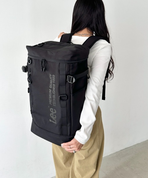 Lee（リー）の「Lee/リー 撥水 BOX リュック/デイパック/ロゴプリント/容量 約25リットル（バックパック/リュック・レディース・ブラック×ホワイト/ブラック×ブルー・FREE）」の10枚目の写真