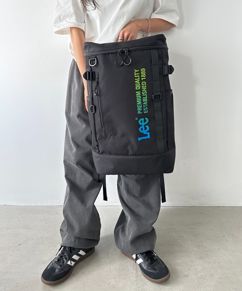 Lee（リー）の「Lee/リー 撥水 BOX リュック/デイパック/ロゴプリント/容量 約25リットル（バックパック/リュック・レディース・ブラック×ホワイト/ブラック×ブルー・FREE）」の19枚目の写真