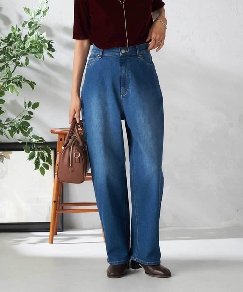 a.v.v(アーヴェヴェ)の「ストレッチカーヴィーデニムパンツ(デニムパンツ・レディース・チャコールグレー/ブルー・38/36)」の2枚目の写真