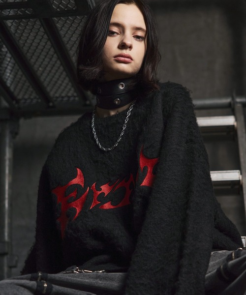 ERAR(エラー)の「【ERAR】起毛フェザーロゴ刺繍ロングアームショート丈ロールアップニット(ニット/セーター・メンズ・チャコール/ブラック・XL/L/M/S)」の12枚目の写真