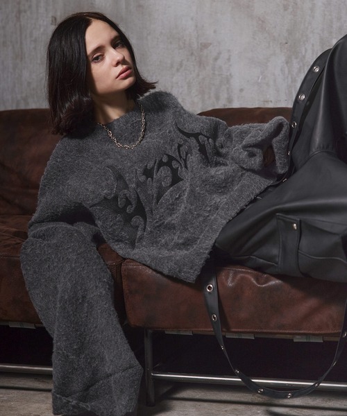 ERAR】起毛フェザーロゴ刺繍ロングアームショート丈ロールアップ