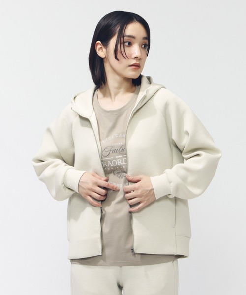 TIGORA（ティゴラ）の「ティゴラ TIGORA ドライオーバーサイズグラフィックTシャツ（Tシャツ/カットソー・レディース・チャコールグレー/ライトベージュ/ホワイト・S/M/L/XL）」の12枚目の写真