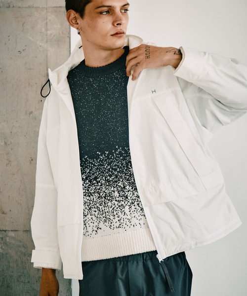 HEREIAM（ヘレイアム）の「【HEREIAM MEN】撥水&耐水&防風&ユニセックス/3LAYERブルゾン（ブルゾン・メンズ・ホワイト/ブラック・MEDIUM/LARGE）」の2枚目の写真