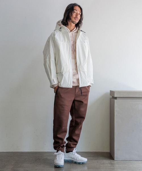 HEREIAM（ヘレイアム）の「【HEREIAM MEN】撥水&耐水&防風&ユニセックス/3LAYERブルゾン（ブルゾン・メンズ・ホワイト/ブラック・MEDIUM/LARGE）」の7枚目の写真