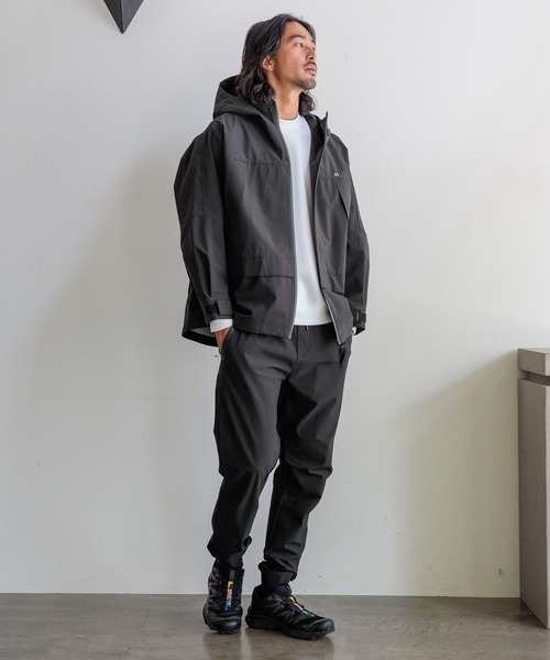 HEREIAM（ヘレイアム）の「【HEREIAM MEN】撥水&耐水&防風&ユニセックス/3LAYERブルゾン（ブルゾン・メンズ・ホワイト/ブラック・MEDIUM/LARGE）」の11枚目の写真