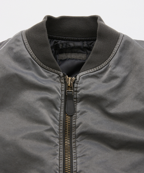 JOURNAL STANDARD(ジャーナルスタンダード)の「オーバー フィット ボンバー ブルゾン(その他アウター・メンズ・グレー/ブラック/ピンク・MEDIUM/LARGE)」の4枚目の写真