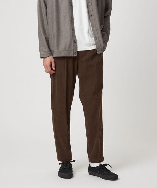 green label relaxing（グリーンレーベルリラクシング）の「【WEB限定】JUST fit コーデュロイ 1プリーツ イージースラックス パンツ -ストレッチ-（その他パンツ・メンズ・ダークブラウン/オリーブ/ダークグレー・S/M/L/XL/XS/XXL）」の6枚目の写真