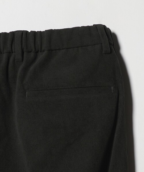 green label relaxing（グリーンレーベルリラクシング）の「【WEB限定】JUST fit コーデュロイ 1プリーツ イージースラックス パンツ -ストレッチ-（その他パンツ・メンズ・ダークブラウン/オリーブ/ダークグレー・S/M/L/XL/XS/XXL）」の18枚目の写真