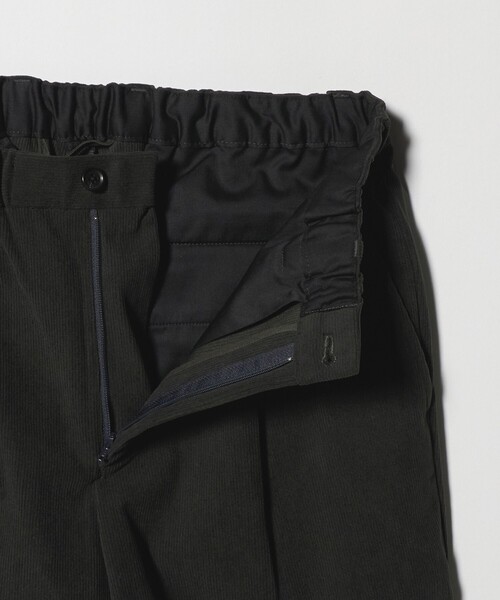 green label relaxing（グリーンレーベルリラクシング）の「【WEB限定】JUST fit コーデュロイ 1プリーツ イージースラックス パンツ -ストレッチ-（その他パンツ・メンズ・ダークブラウン/オリーブ/ダークグレー・S/M/L/XL/XS/XXL）」の19枚目の写真