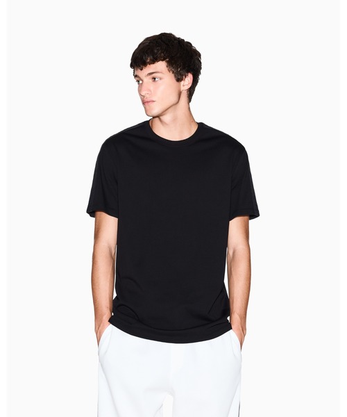 ARMANI EXCHANGE(アルマーニエクスチェンジ)の「【A|X アルマーニ エクスチェンジ】ロゴテープ 半袖クルーネックTシャツ/REGULAR(Tシャツ/カットソー・メンズ・ブラック/オフホワイト・XX-LARGE/LARGE/X-LARGE/X-SMALL/MEDIUM/SMALL)」の2枚目の写真