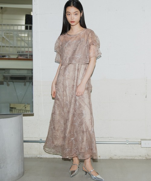 タックスリーブエンブロイダリードレス / tuck sleeve embroidery