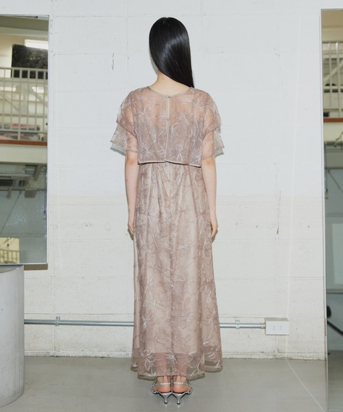 タックスリーブエンブロイダリードレス / tuck sleeve embroidery