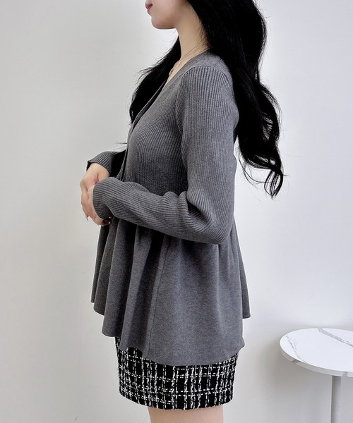 INGNI（イング）の「リブペプラムニットカーディガン（カーディガン/ボレロ・レディース・ボルドー/アイボリー/ブラック/チャコールグレー・M）」の18枚目の写真