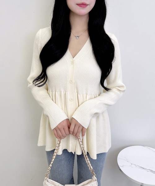 INGNI（イング）の「リブペプラムニットカーディガン（カーディガン/ボレロ・レディース・ボルドー/アイボリー/ブラック/チャコールグレー・M）」の9枚目の写真