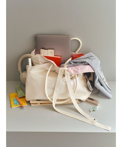 FRAY I.D（フレイアイディー）の「【LeSportsac× FRAY I.D】RB LARGE 2WAY TOTE（トートバッグ・レディース・アイボリー・F）」の3枚目の写真