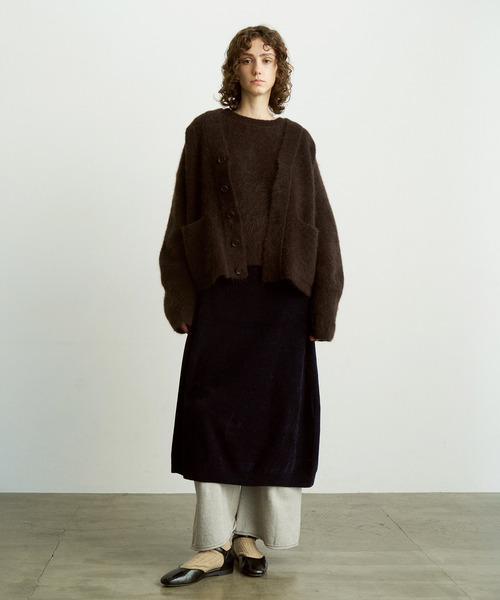 UNFIL（アンフィル）の「UNFIL アンフィル / stretch superkid mohair C/D ストレッチスーパーキッドモヘアカーディガン / WVFL-UW113（カーディガン/ボレロ・レディース・ブルー系その他/ダークブラウン・1）」の3枚目の写真